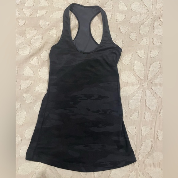 Lululemon Tank - Picture 7 of 7